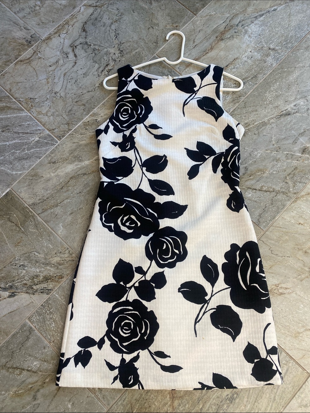 Floral Shift Dress - Black & White floral